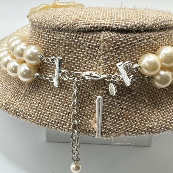 Vintage Faux Pearl Necklace Bridal Formal Flower CZ Pendant Classic Elegance - Picture 6 of 7